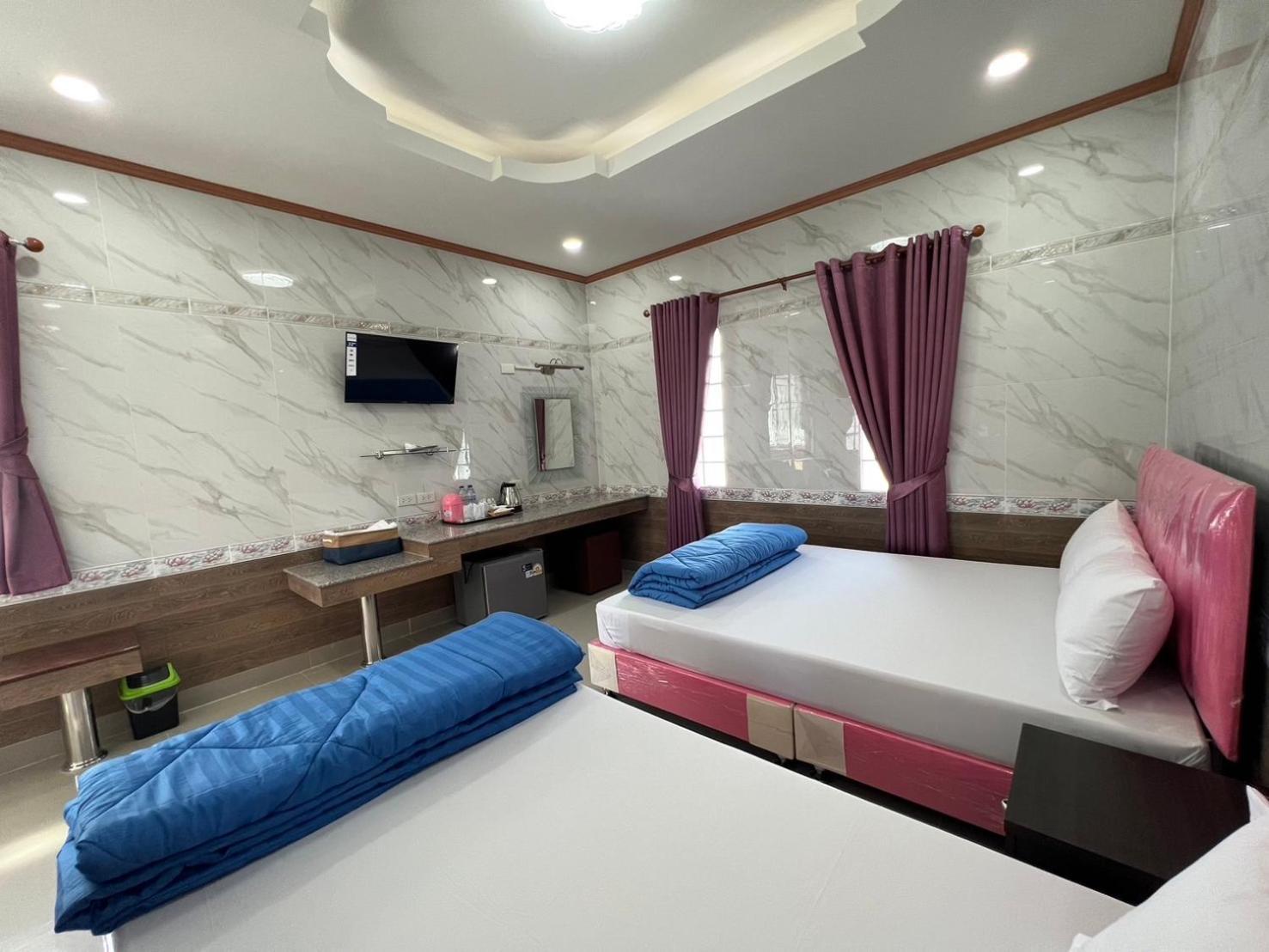 Bualuang Hotel Ang Thong Exteriör bild